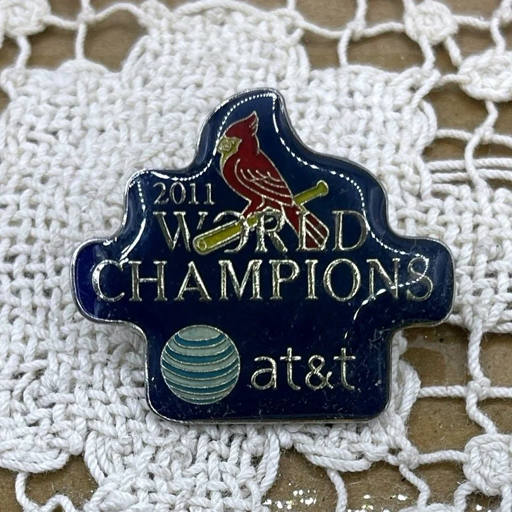 St‎ Louis Cardinals 2011 World Champions Lapel Hat Jacket Pin Sponsored by AT&T